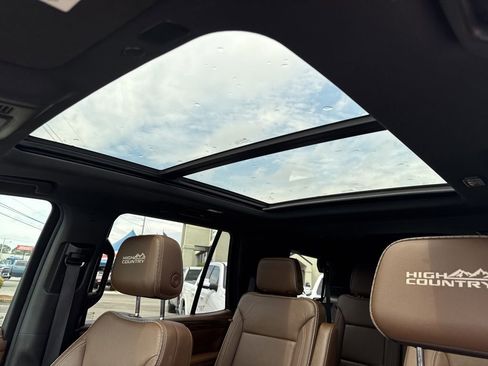 Used 2021 Chevrolet Tahoe High Country RWD image 41