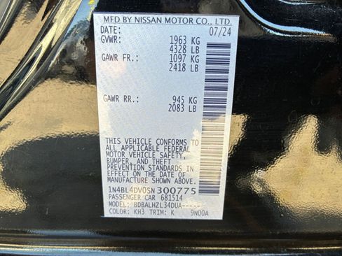 Used 2025 Nissan Altima 2.5 SV image 29