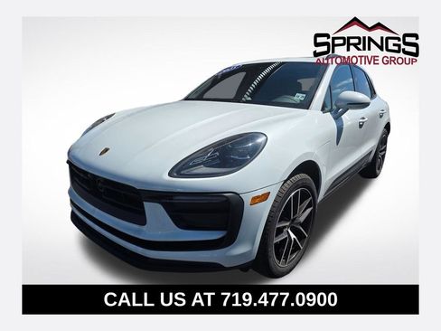 Used 2025 Porsche Macan AWD/4WD image 1