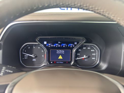 Used 2021 GMC Yukon XL Denali w/ Denali Premium Package AWD/4WD image 23