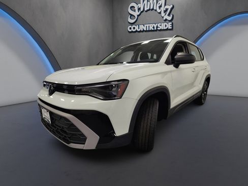 Used 2025 Volkswagen Taos S FWD image 6