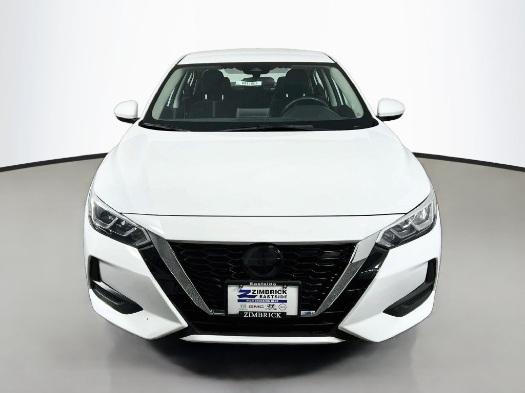 Used 2022 Nissan Sentra SV FWD image 2