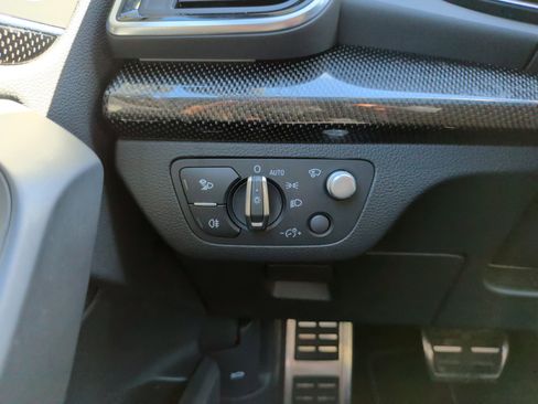 Used 2023 Audi SQ5 Prestige w/ Prestige Package image 24