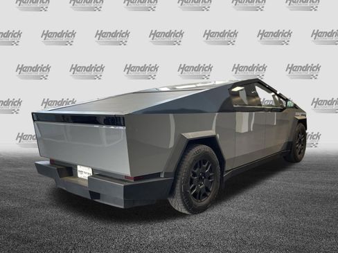 Used 2024 Tesla Cybertruck Cyberbeast AWD/4WD image 10