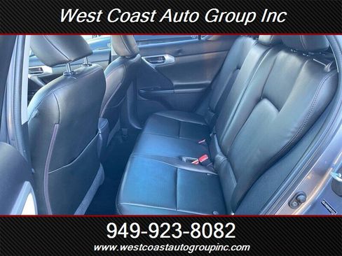 Used 2013 Lexus CT 200h image 9