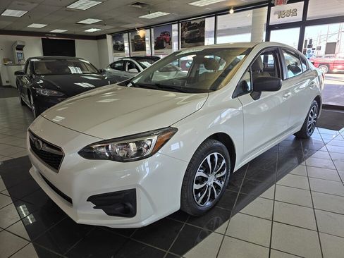 Used 2018 Subaru Impreza 2.0i image 2