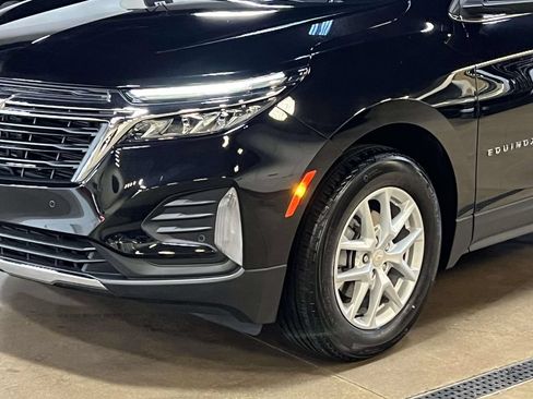Used 2024 Chevrolet Equinox LT w/ LPO, Floor Liner Package FWD image 7