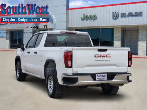 Used 2024 GMC Sierra 1500 Pro w/ Pro Value Package image 4