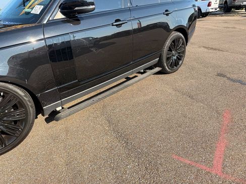 Used 2019 Land Rover Range Rover Supercharged AWD/4WD image 5