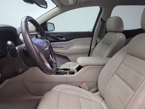 Used 2019 GMC Acadia Denali w/ Technology Package AWD/4WD image 17
