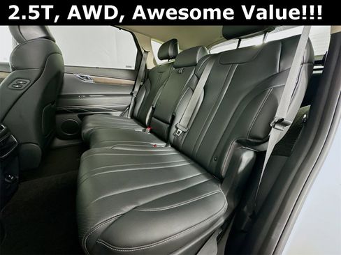 Used 2024 Genesis GV80 2.5T image 25