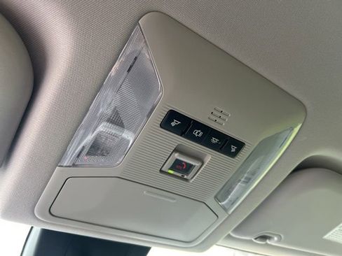 Used 2020 Toyota RAV4 LE w/ Carpet Mat Package FWD image 24