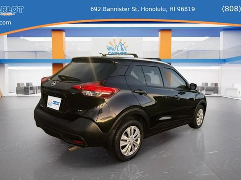 Used 2019 Nissan Kicks S w/ Exterior Package FWD image 5