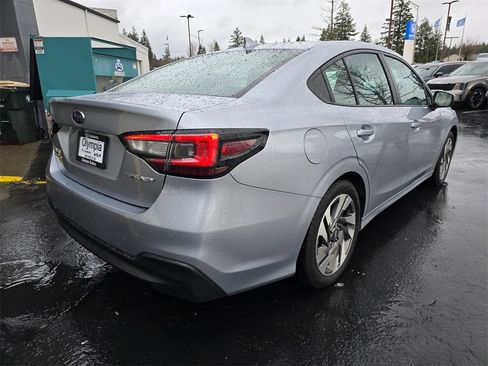 Used 2024 Subaru Legacy Limited image 4