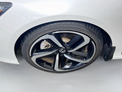 Used 2020 Honda Accord Sport image 14