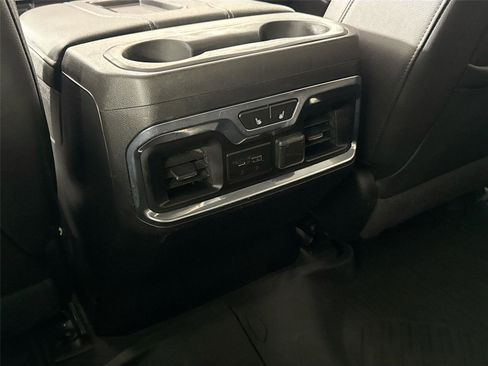 Used 2020 Chevrolet Silverado 2500 LTZ AWD/4WD image 36
