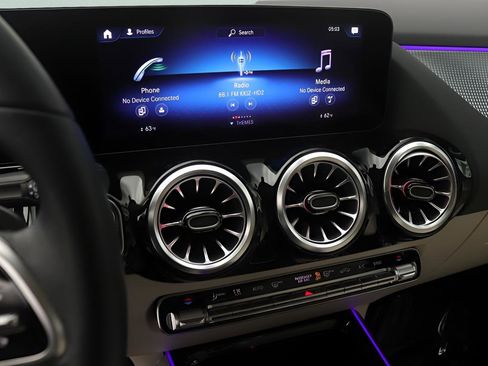 Certified 2023 Mercedes-Benz GLA 250 image 9