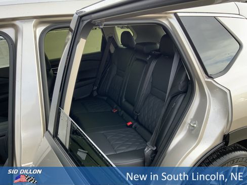 New 2026 Nissan Rogue Platinum w/ Platinum Premium Package image 10