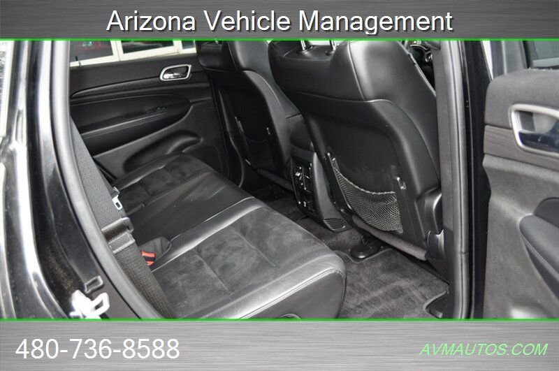 Used 2017 Jeep Grand Cherokee Altitude RWD image 27