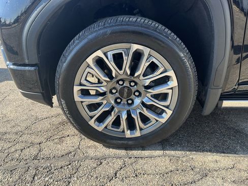 Used 2026 GMC Sierra 1500 Denali Ultimate image 5
