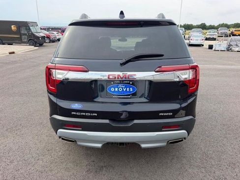 Used 2021 GMC Acadia SLT w/ Technology Package AWD/4WD image 6