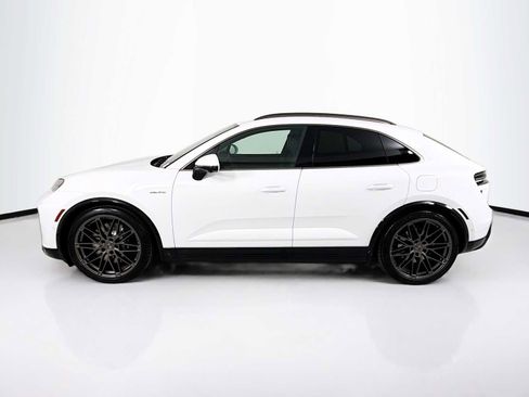 New 2025 Porsche Macan Turbo Electric image 2