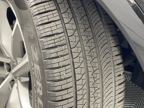 New 2025 Audi Q3 2.0T Premium image 8