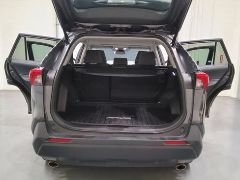 Used 2024 Toyota RAV4 XLE w/ Convenience Package AWD/4WD image 12