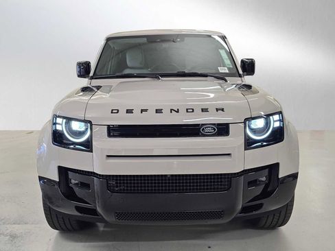 New 2026 Land Rover Defender 110 X-Dynamic SE AWD/4WD image 8