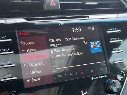 Used 2018 Toyota Camry XSE w/ Driver Assist Package image 23