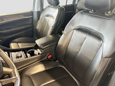 Used 2023 Jeep Grand Cherokee 4WD 4xe image 7