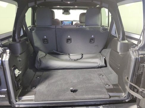 Certified 2024 Jeep Wrangler Sport S image 28