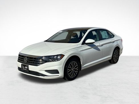 Used 2019 Volkswagen Jetta SE image 1