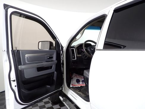 Used 2011 RAM 2500 ST w/ ST Popular Equipment Group AWD/4WD image 16