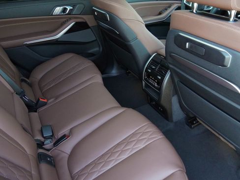 Certified 2026 BMW X7 M60i AWD/4WD image 35
