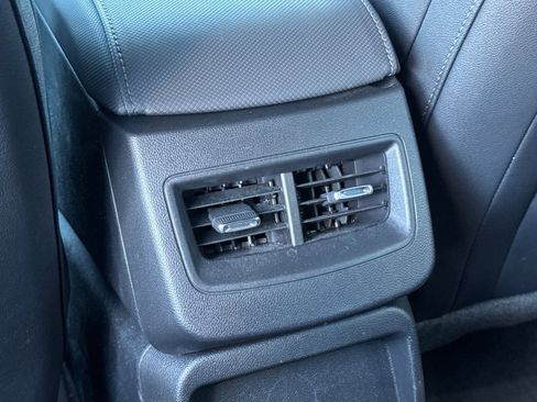 Used 2024 Chevrolet Equinox EV LT image 38