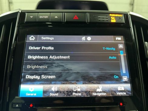 Used 2022 Subaru Ascent Limited w/ Technology Package image 35