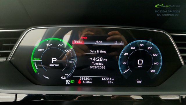 Used 2024 Audi Q8 e-tron Premium Plus w/ Premium Plus Package AWD/4WD image 55