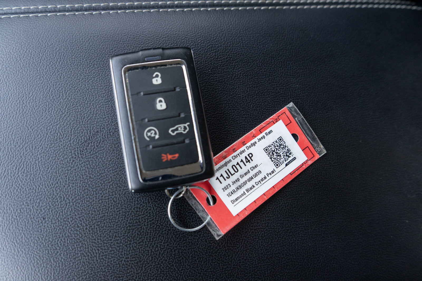 Used 2023 Jeep Grand Cherokee L Limited w/ Luxury Tech Group II AWD/4WD image 34