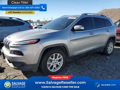 Used 2017 Jeep Cherokee Latitude w/ Safety/Convenience Group