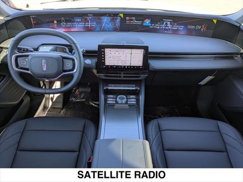 New 2026 Lincoln Nautilus Premier AWD/4WD image 11