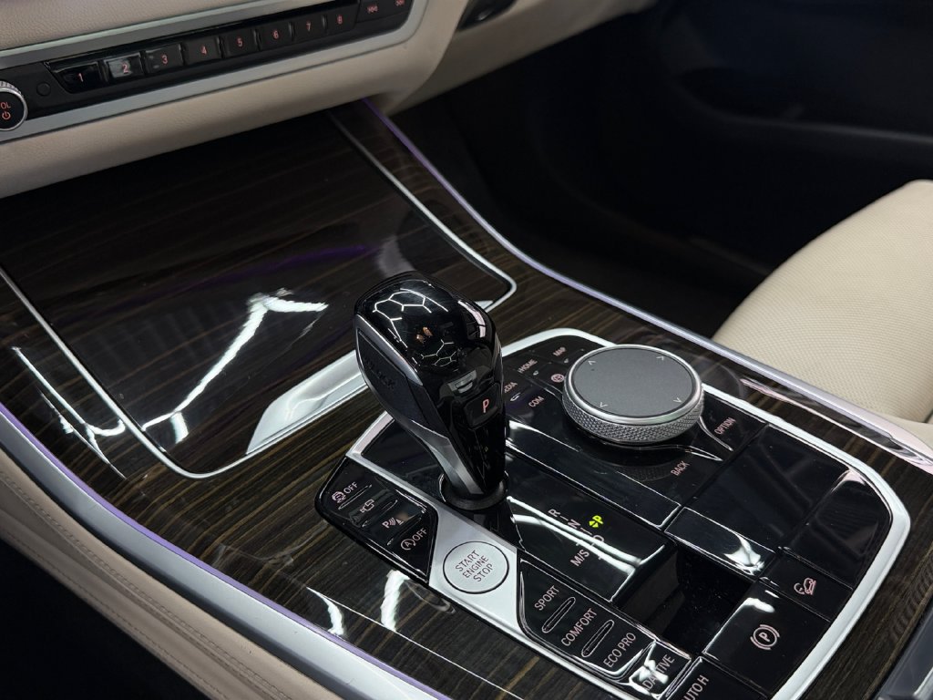 Used 2020 BMW X5 M50i w/ Executive Package AWD/4WD image 21