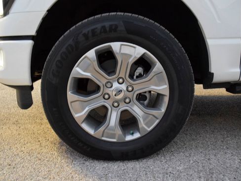 New 2026 Ford F150 Platinum w/ Equipment Group 700A Standard image 25