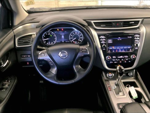 Used 2022 Nissan Murano SV AWD/4WD image 5