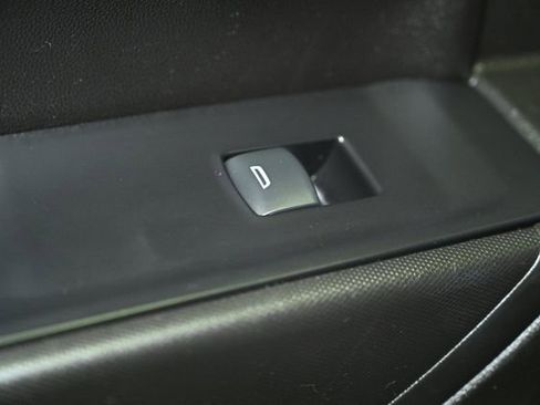 Used 2021 Chevrolet Silverado 1500 Custom image 48