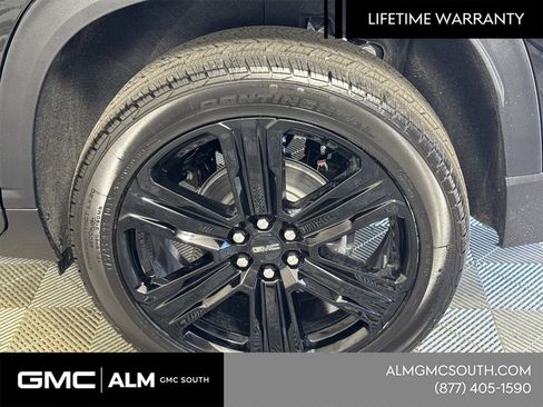 New 2026 GMC Acadia Elevation w/ Black Edition FWD image 21