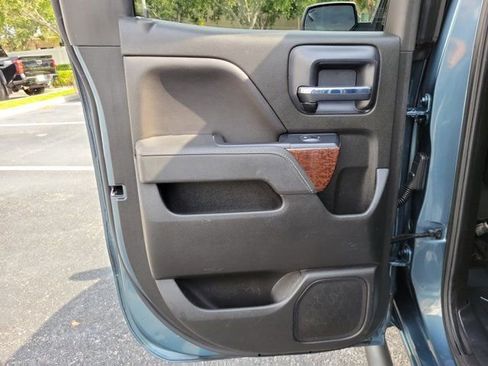 Used 2014 GMC Sierra 1500 SLE w/ SLE Value Package RWD image 9