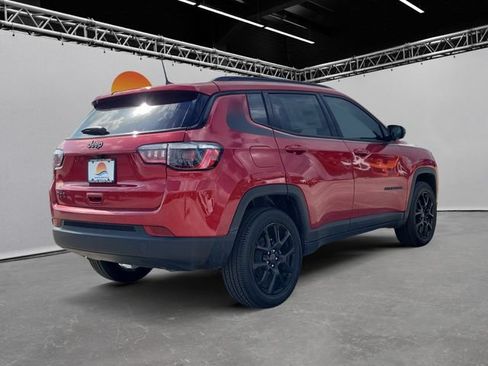 New 2026 Jeep Compass Latitude AWD/4WD image 5