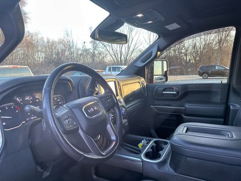 Used 2022 GMC Sierra 2500 AT4 w/ AT4 Preferred Package image 17