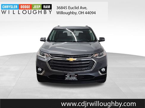 Used 2019 Chevrolet Traverse LT w/ LT Premium Package AWD/4WD image 2
